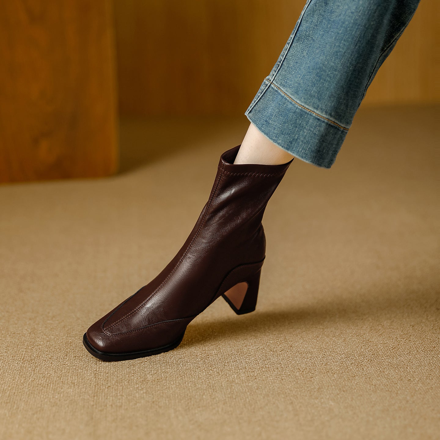 Women's Retro Square Toe High Short Autumn Zip Soft Fashionable Temperamental Women's Leather Boots