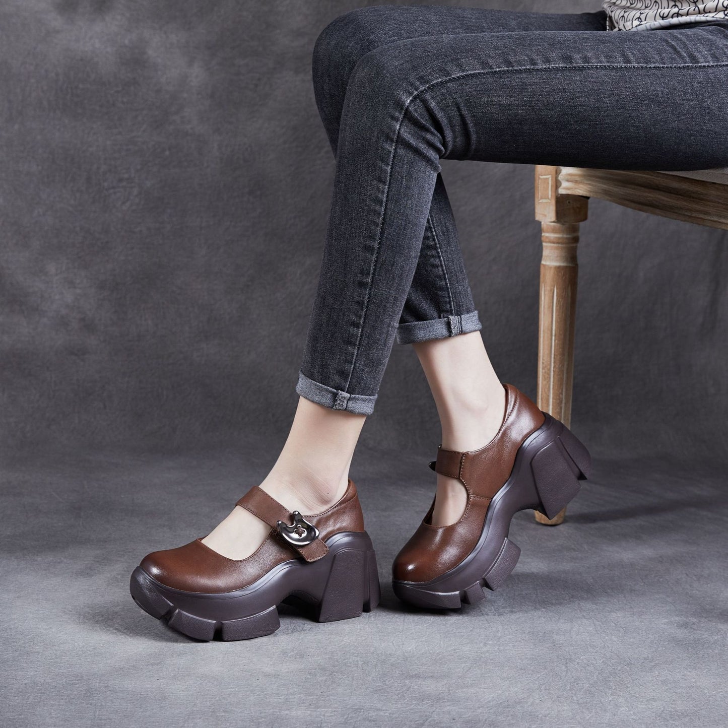 Women's Pumps Muffin Platform Shallow Mouth Retro Style Round Head Soft Loafers