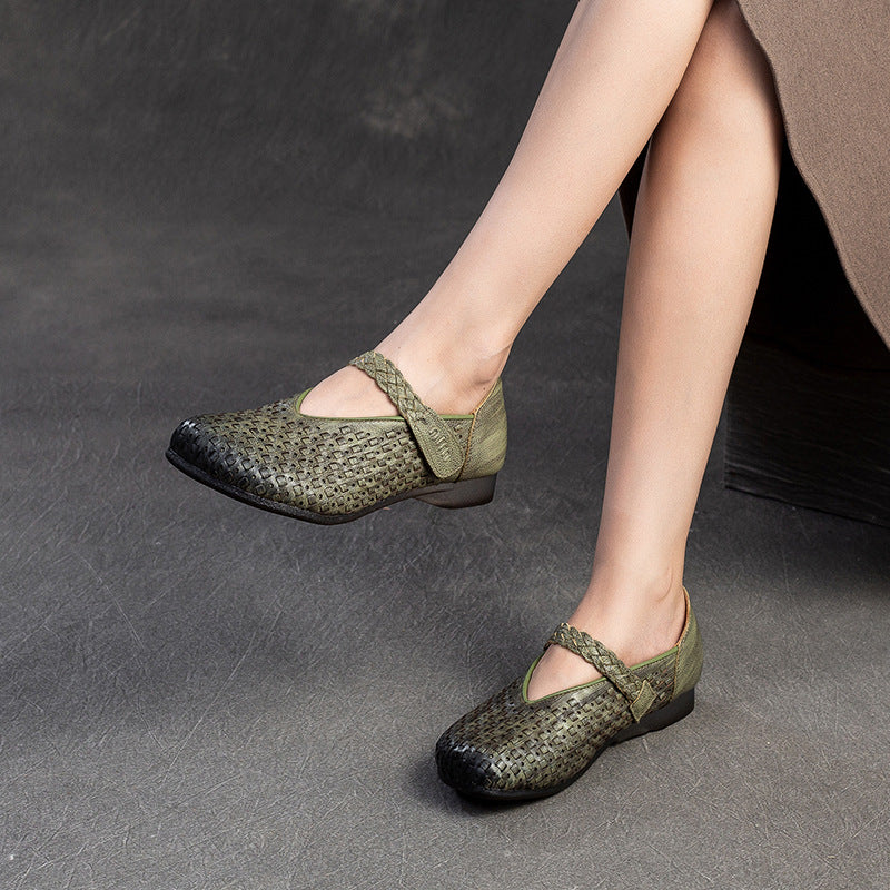 Women's Flat Bottom Comfort Mom Velcro Retro Pumps Women's Casual Shoes
