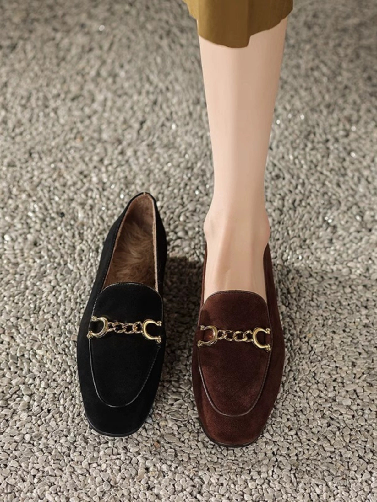 Women's British Retro Style Frosted Fleece-lined Flat Loafers