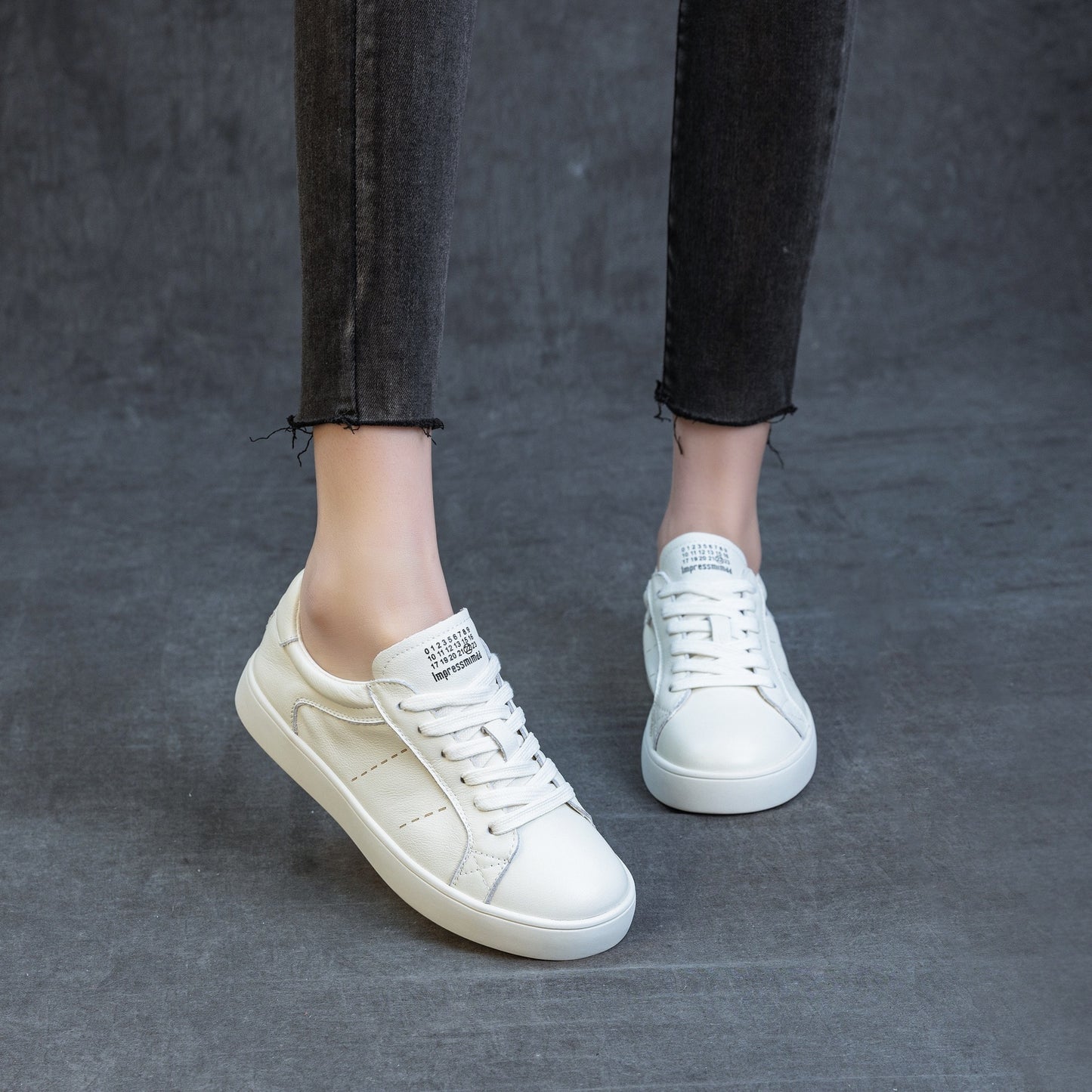 Women's Easy Wear Flat Comfortable Sports Board Breathable Women's Casual Shoes