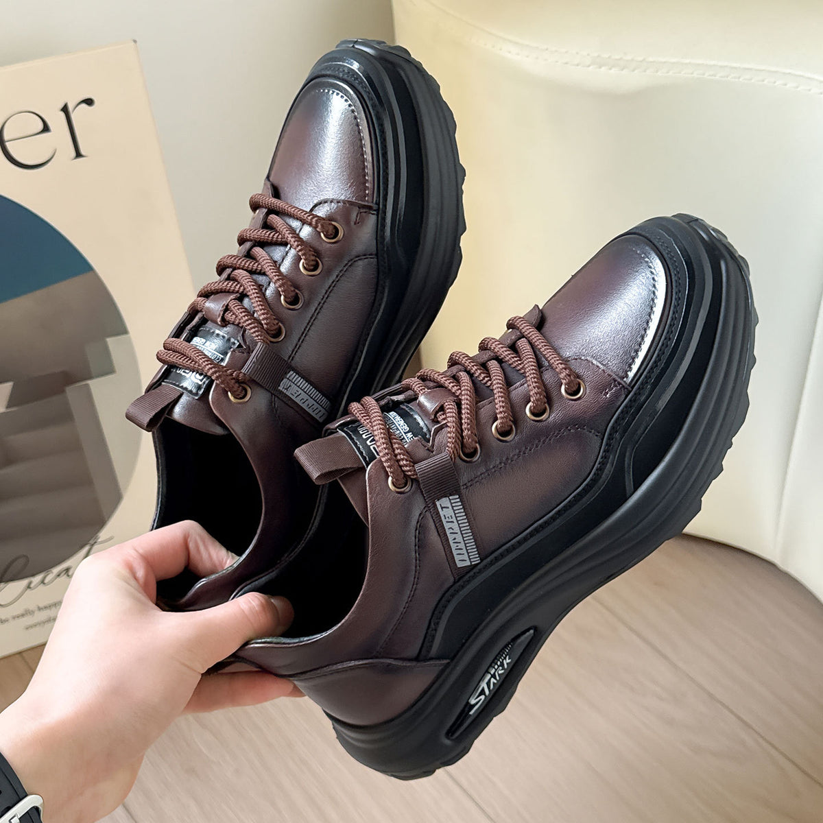 Men's Fashionable First Layer Cowhide Spring Lightweight Men's Sports Shoes