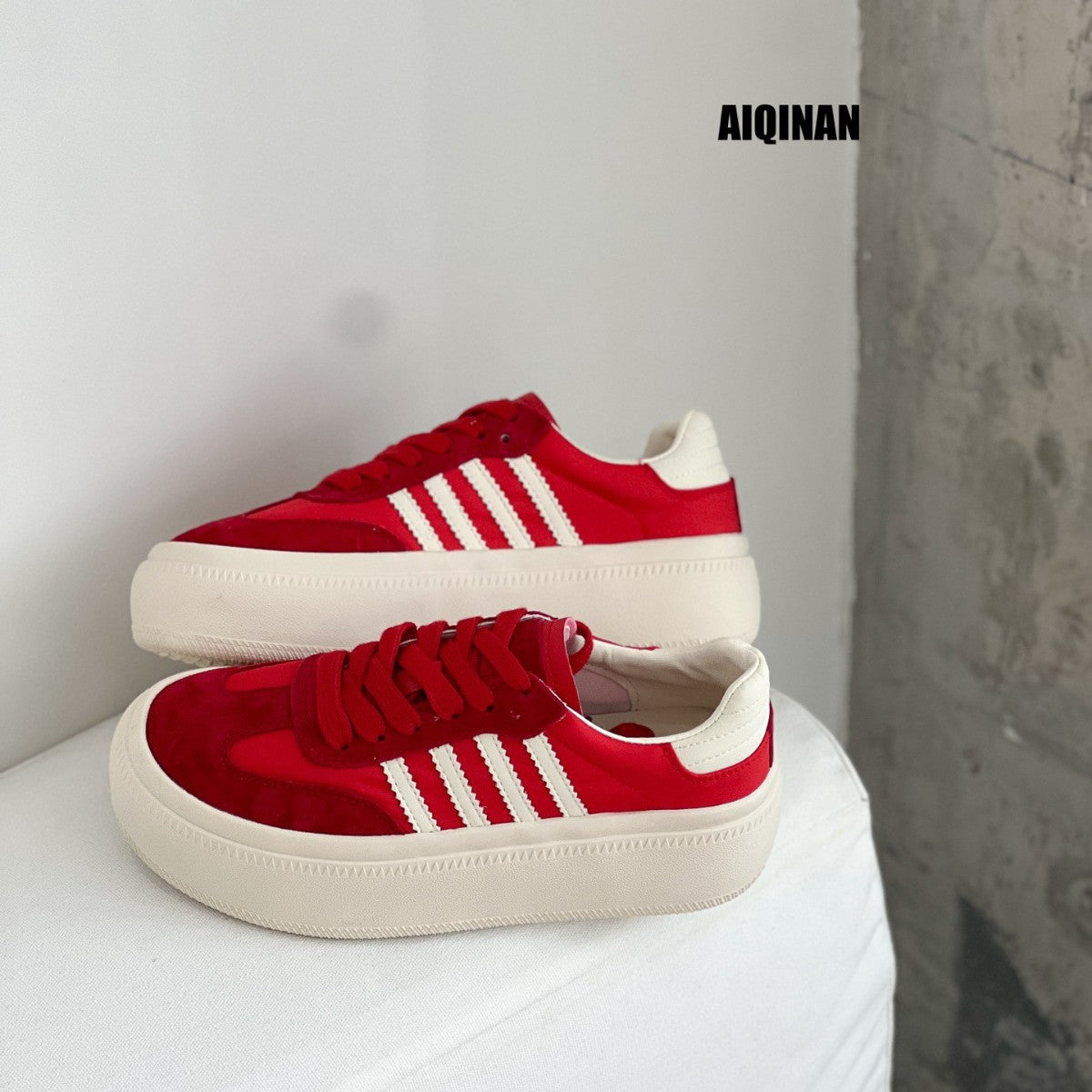 Women's Platform White Sports Board Height Increasing Breathable Women's Casual Shoes