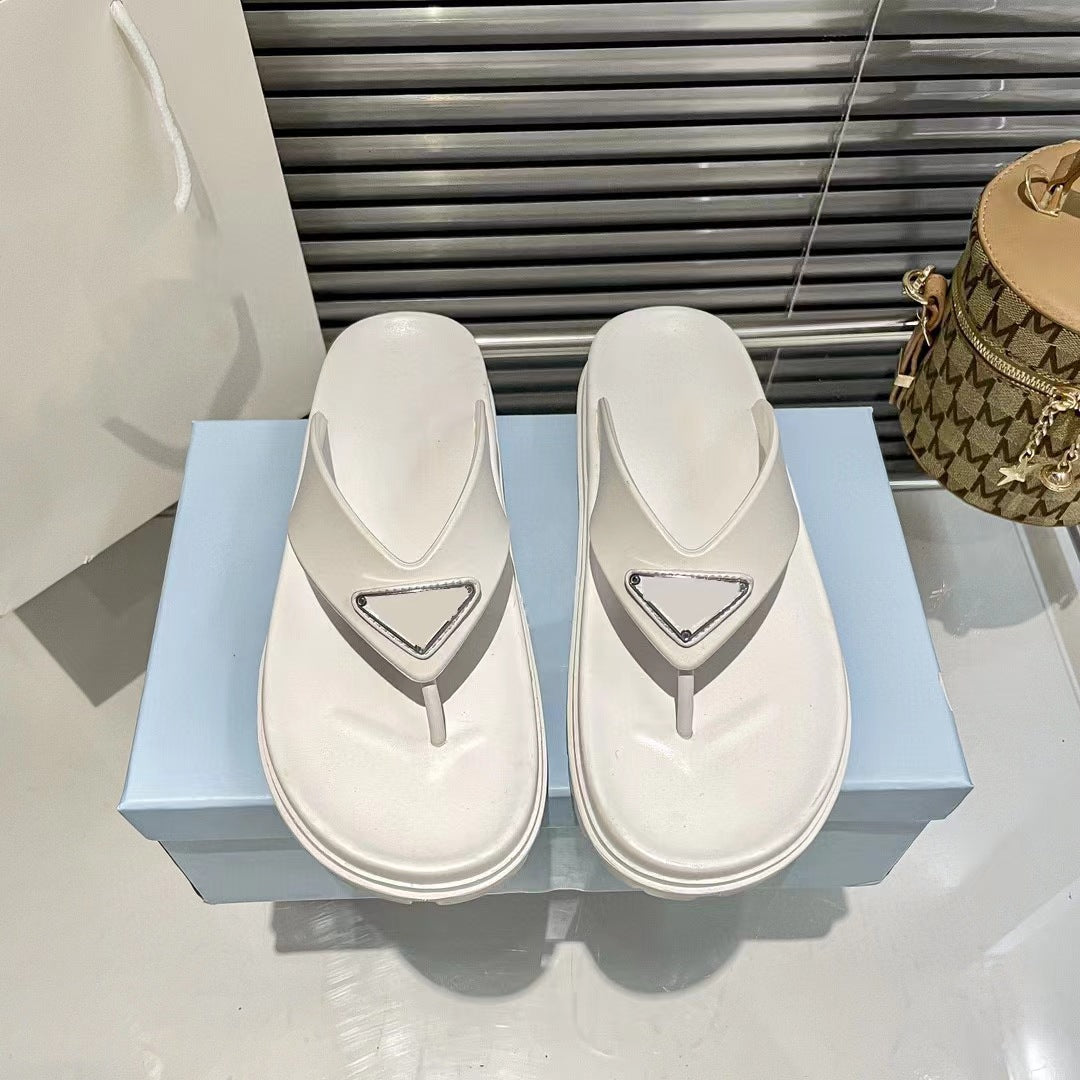 Women's Summer Thick Bottom Flip-flops Height Increasing Outdoor Beach Sandals