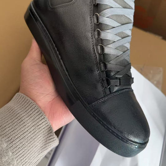 Men's Classic Paris Black Pleated Oil Wax White Men's Board Shoes