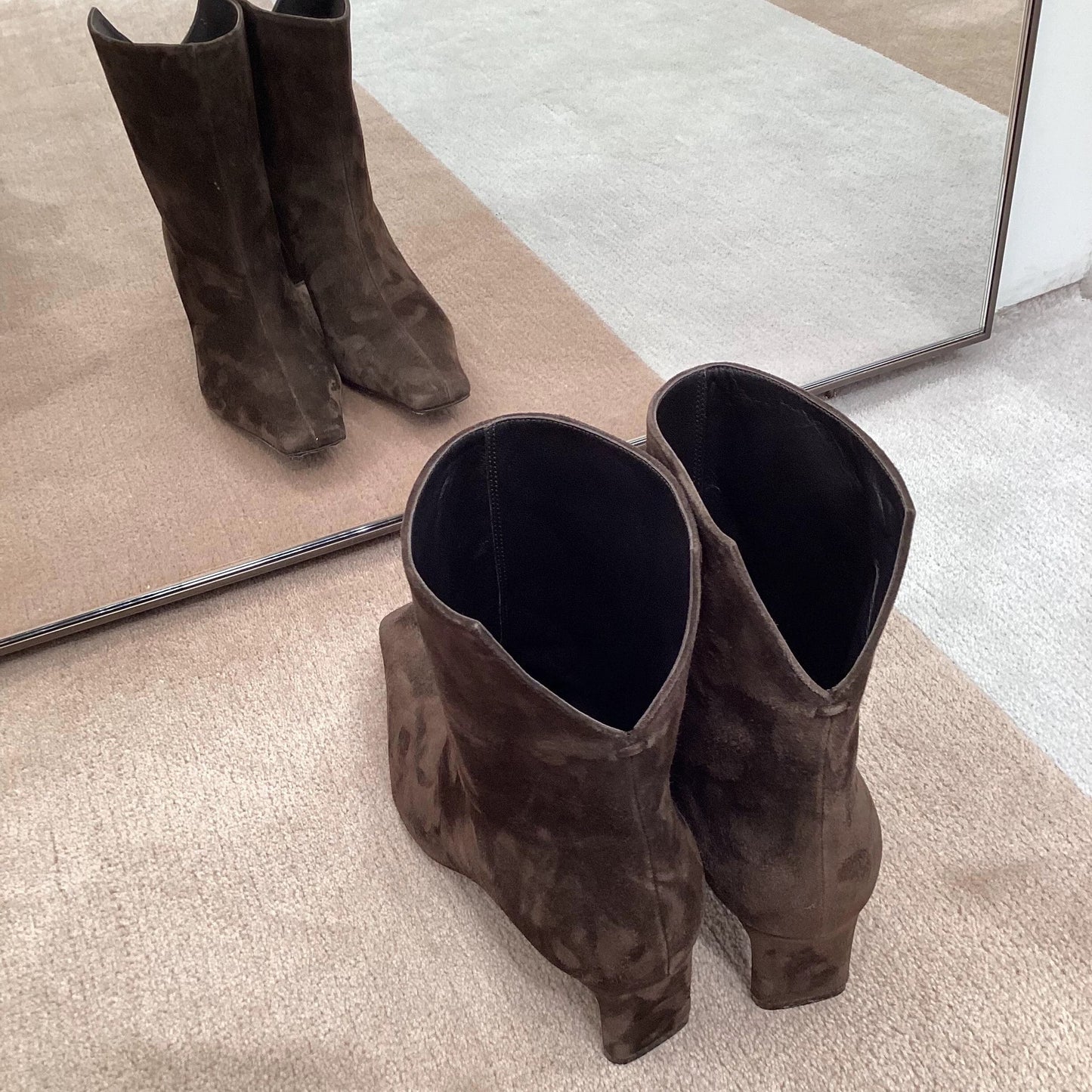 Women's Style Temperament Square Toe Rear Open V Cut High-heeled Skinny Women's Leather Boots