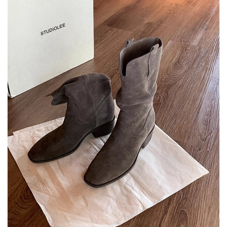 Women's Round Head V Cut Chunky Platform Boots