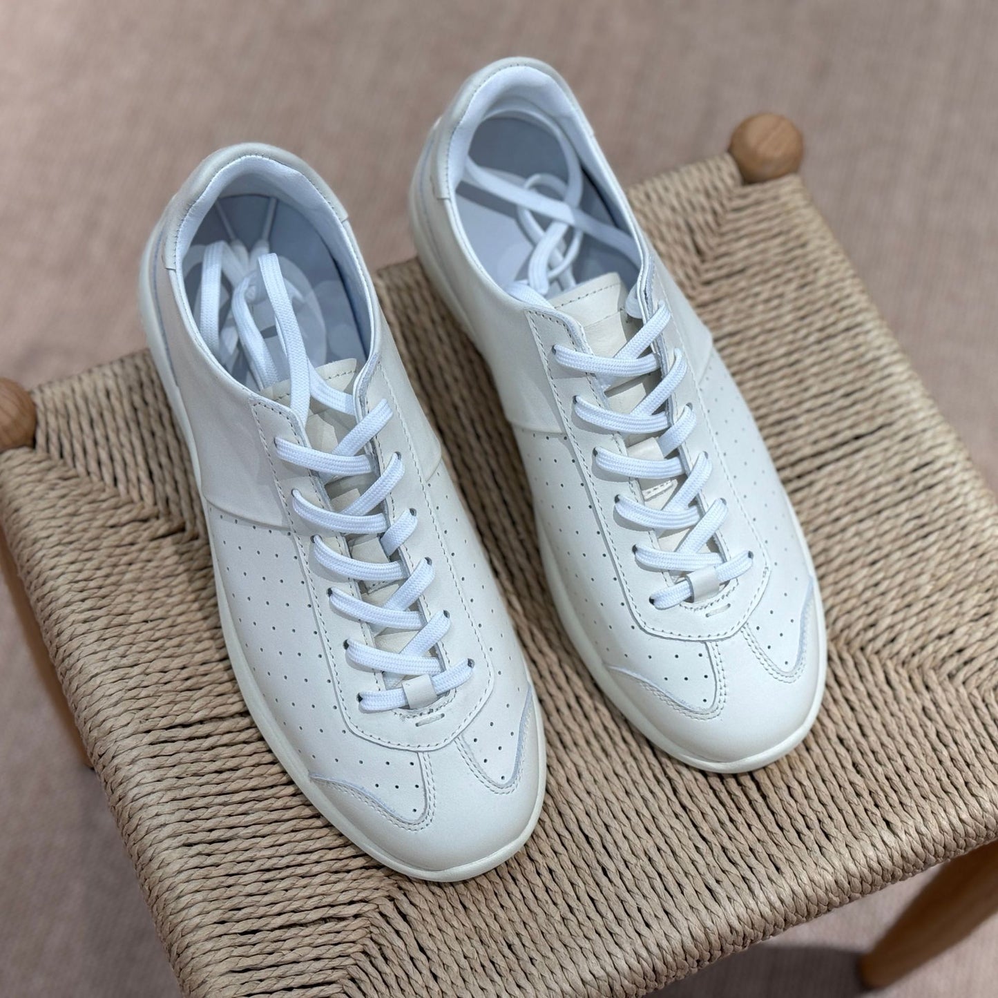 Men's Retro Easy Matching German Training Genuine Sports Sneakers