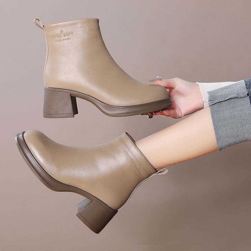 Women's Fashion British Round Toe Warm Short Boots