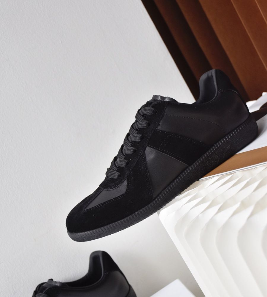 Top Version Series Classic Simple Retro Women's Casual Shoes