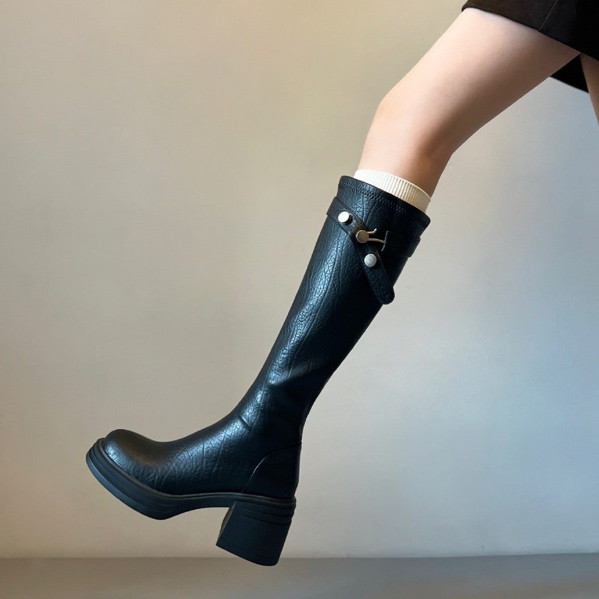 Women's High Skinny Leg Round Toe Slimming Knight Women's Leather Boots
