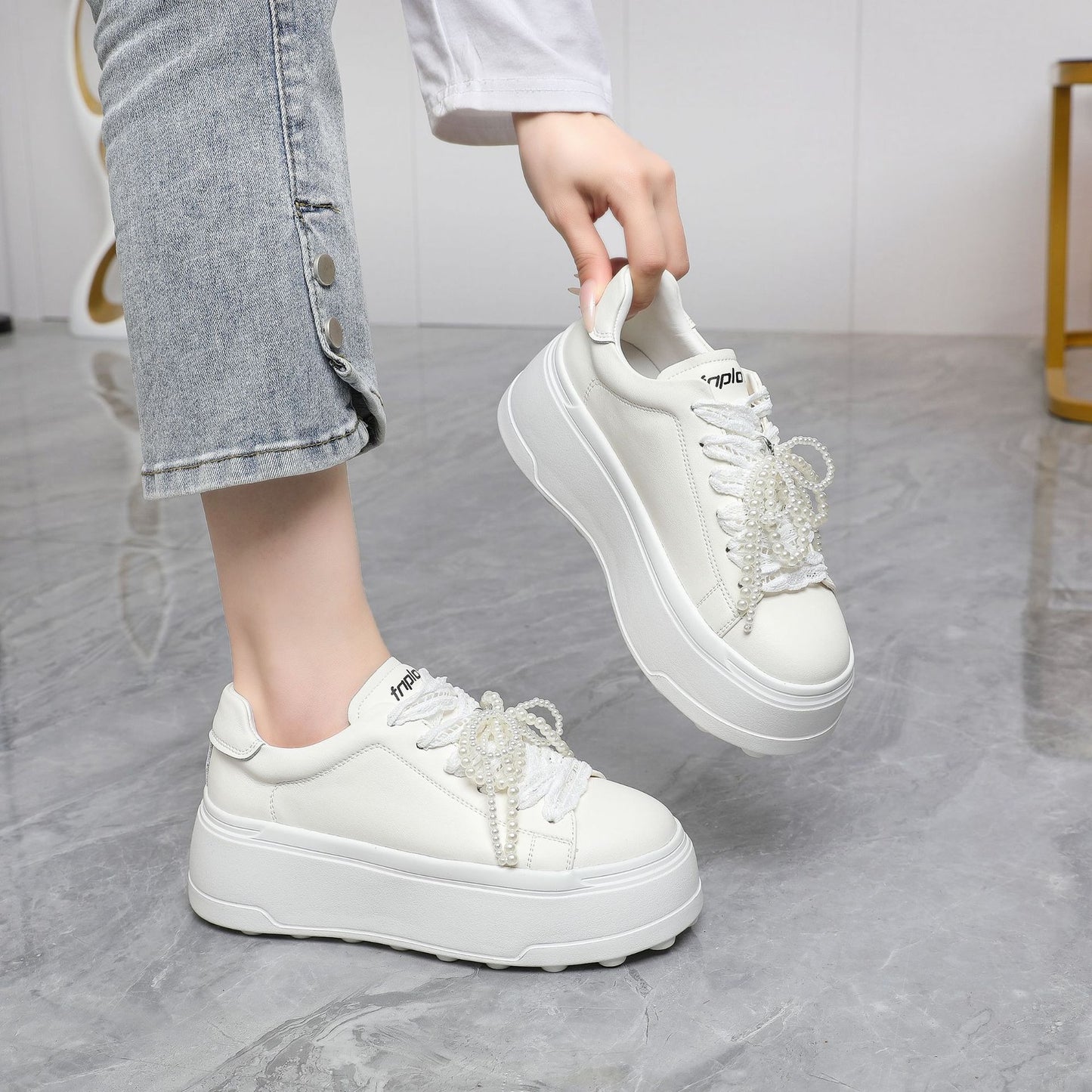 Women's White Trendy Bow Pearl Chain Platform Height Women's Casual Shoes
