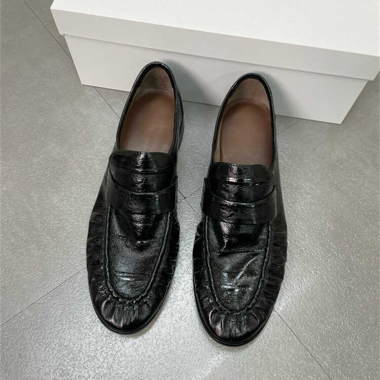 Women's Pumps Italian Imported Eel Skin Retro Fashion Soft Loafers