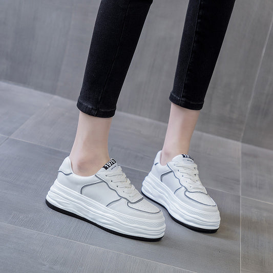 Women's Thick-soled Lightweight Not Tired Feet Versatile Casual Shoes