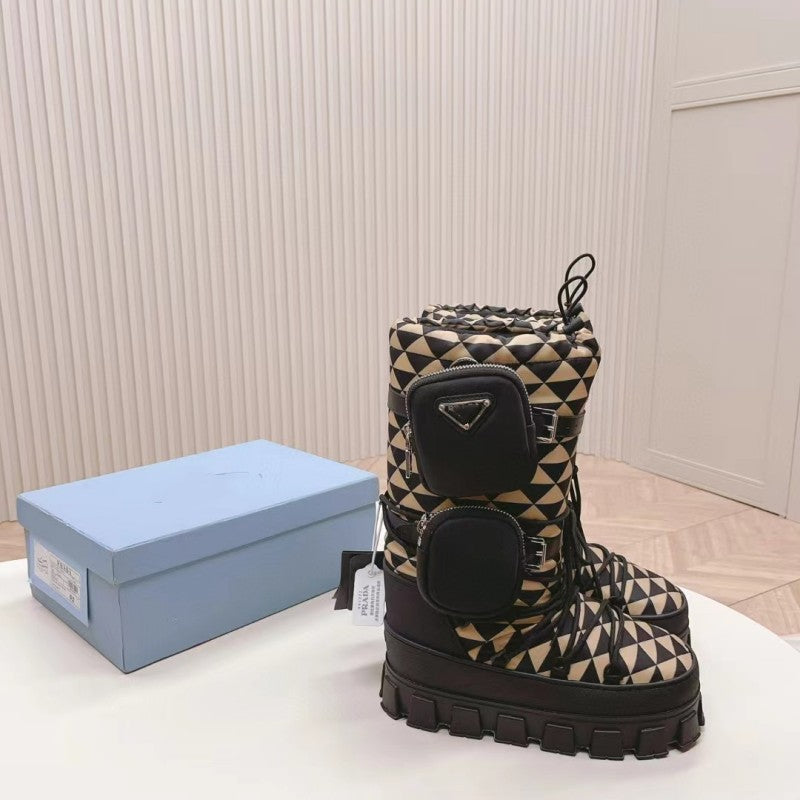 Women's Raise The Bottom Nylon Fabric Contraction Band Snow Boots