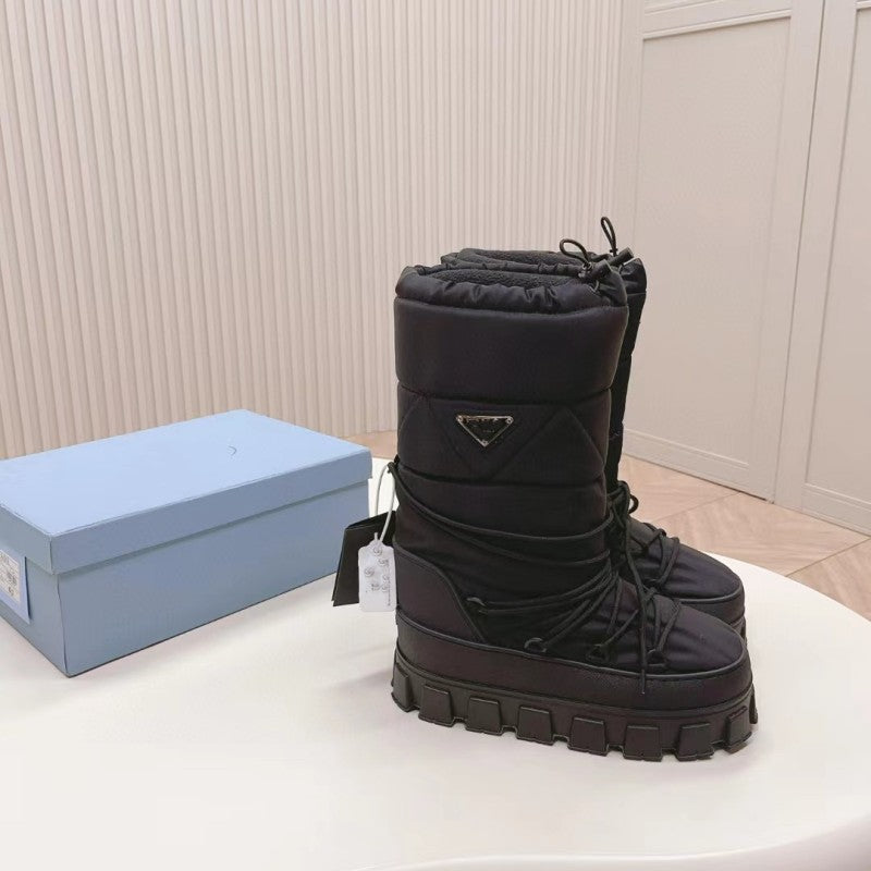 Women's Raise The Bottom Nylon Fabric Contraction Band Snow Boots