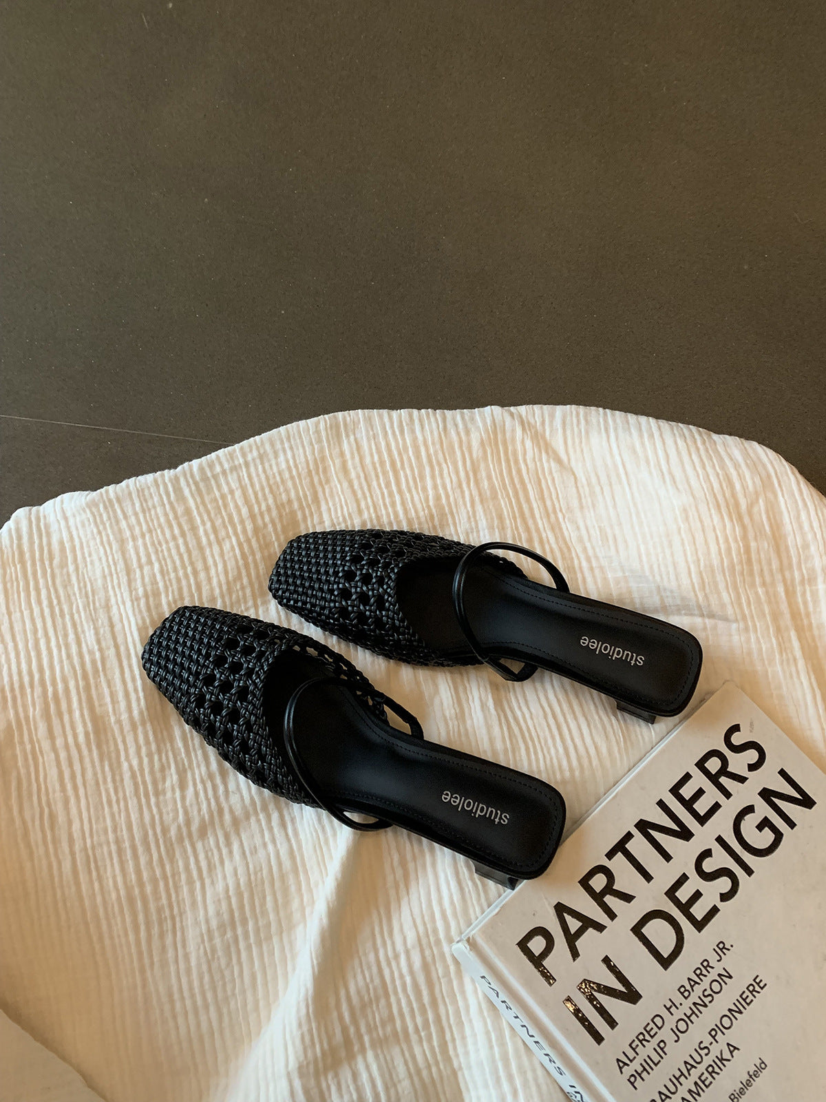 French Square Toe Weaving Hollow Small Slippers