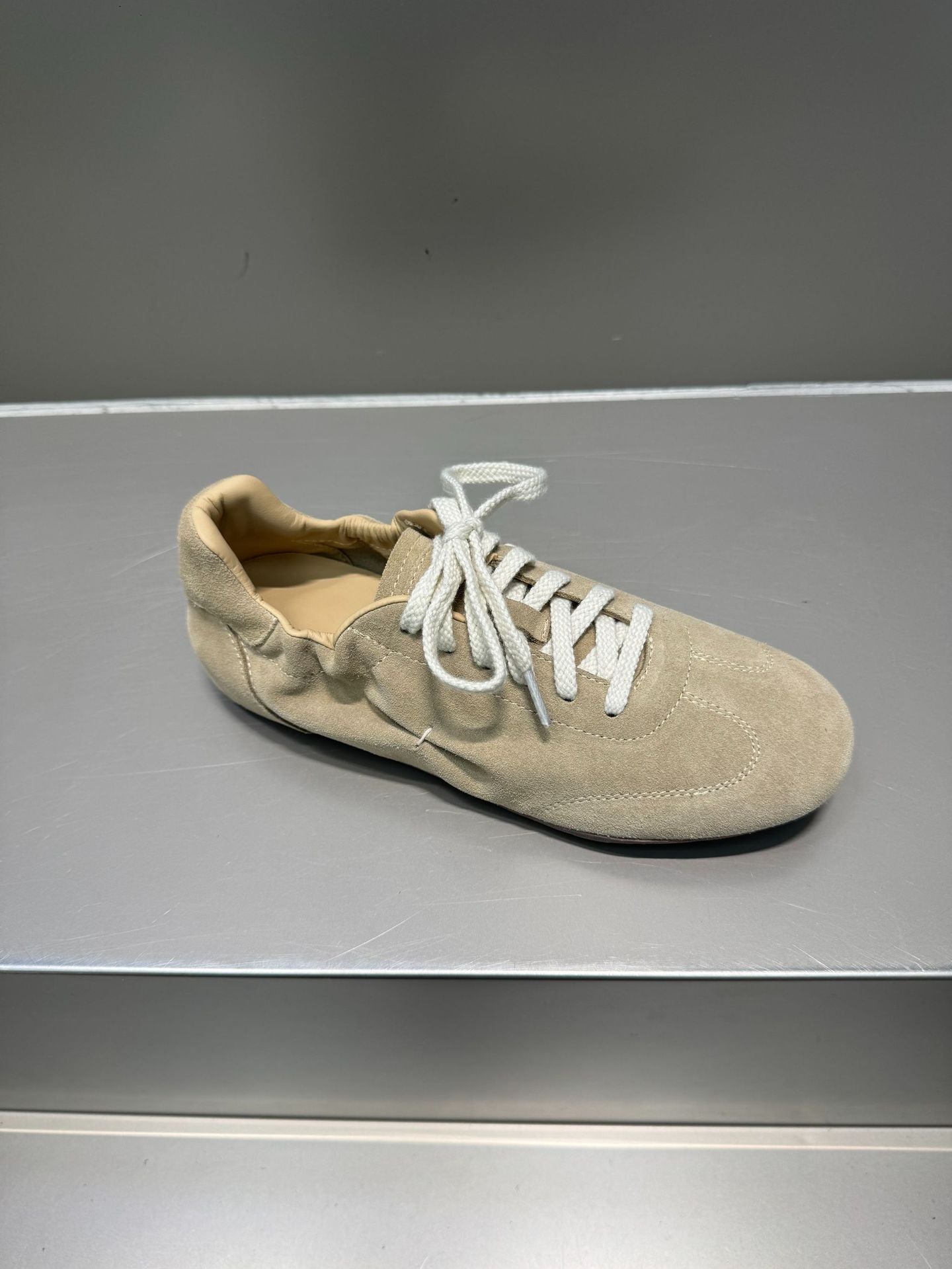 Women's Retro Loose Pleated German Training Thin Low Comfortable Women's Sports Shoes