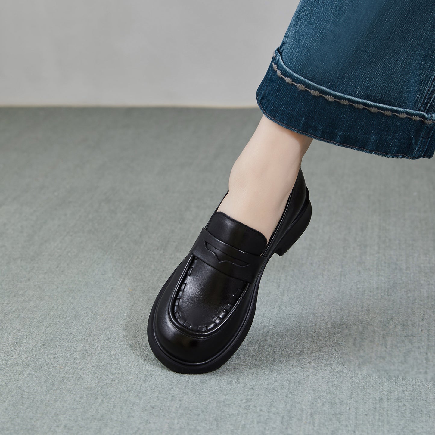 Women's Genuine Retro Chunky Spring Slip-on Leisure Loafers