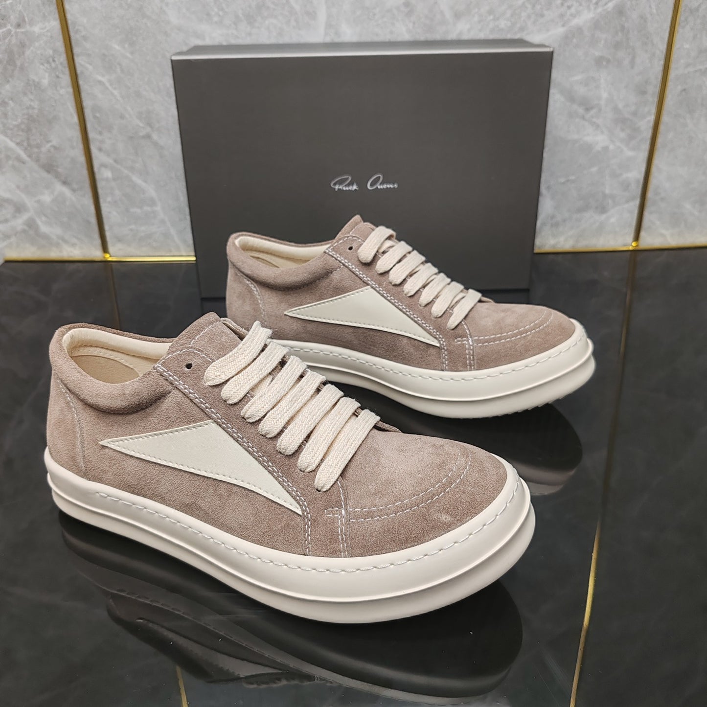 Women's & Men's Brown Small Briefs Cow Suede Trendy Simple Couple Men's Board Shoes
