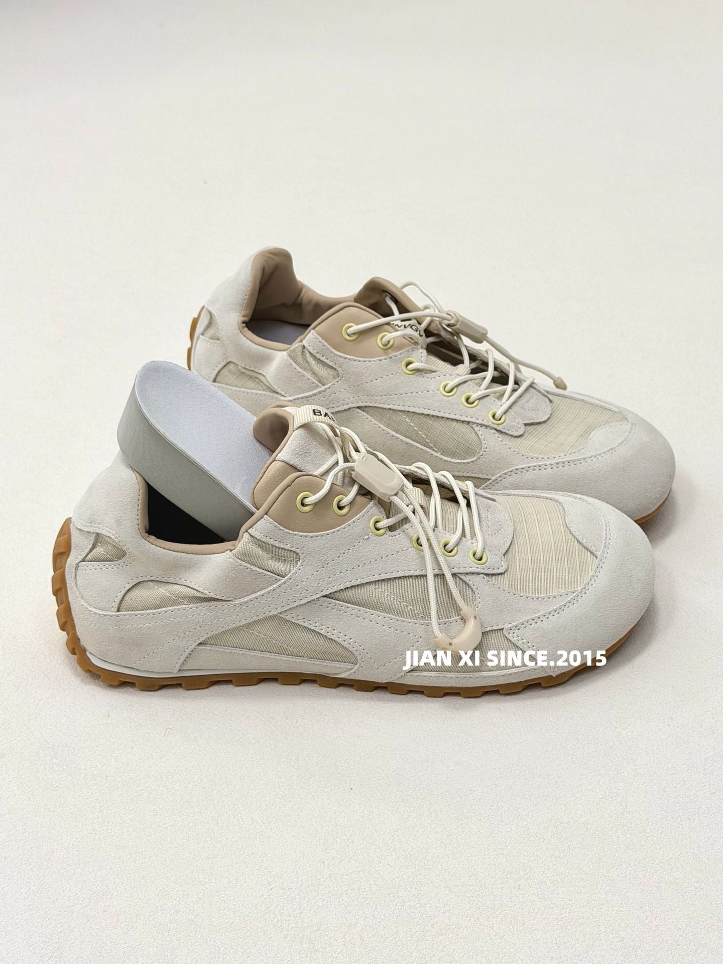 Women's Outdoor Height Increasing Insole Flat Sports Women's Casual Shoes