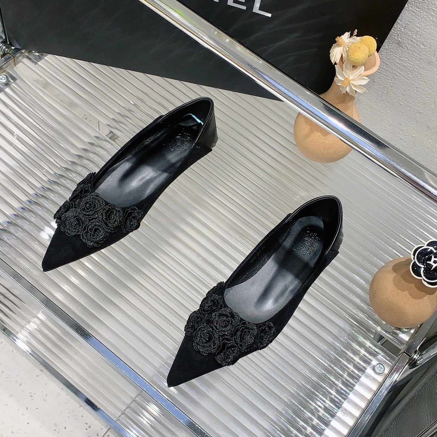 Women's Toe Pumps Small Broken Flower Personality Soft Bottom Women's Fashion Shoes