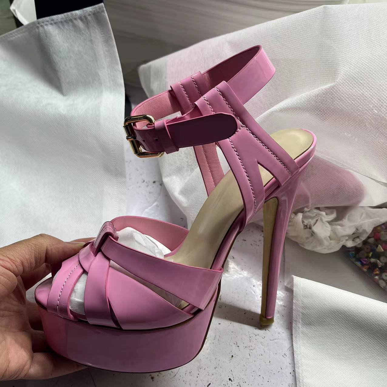 Black Large Size Round Toe Fashion Stiletto Platform Heels