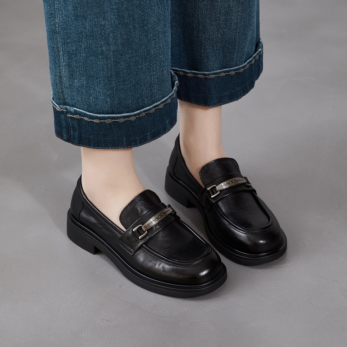 Women's Light Luxury Genuine Spring Black Slip-on Comfortable Leather Shoes