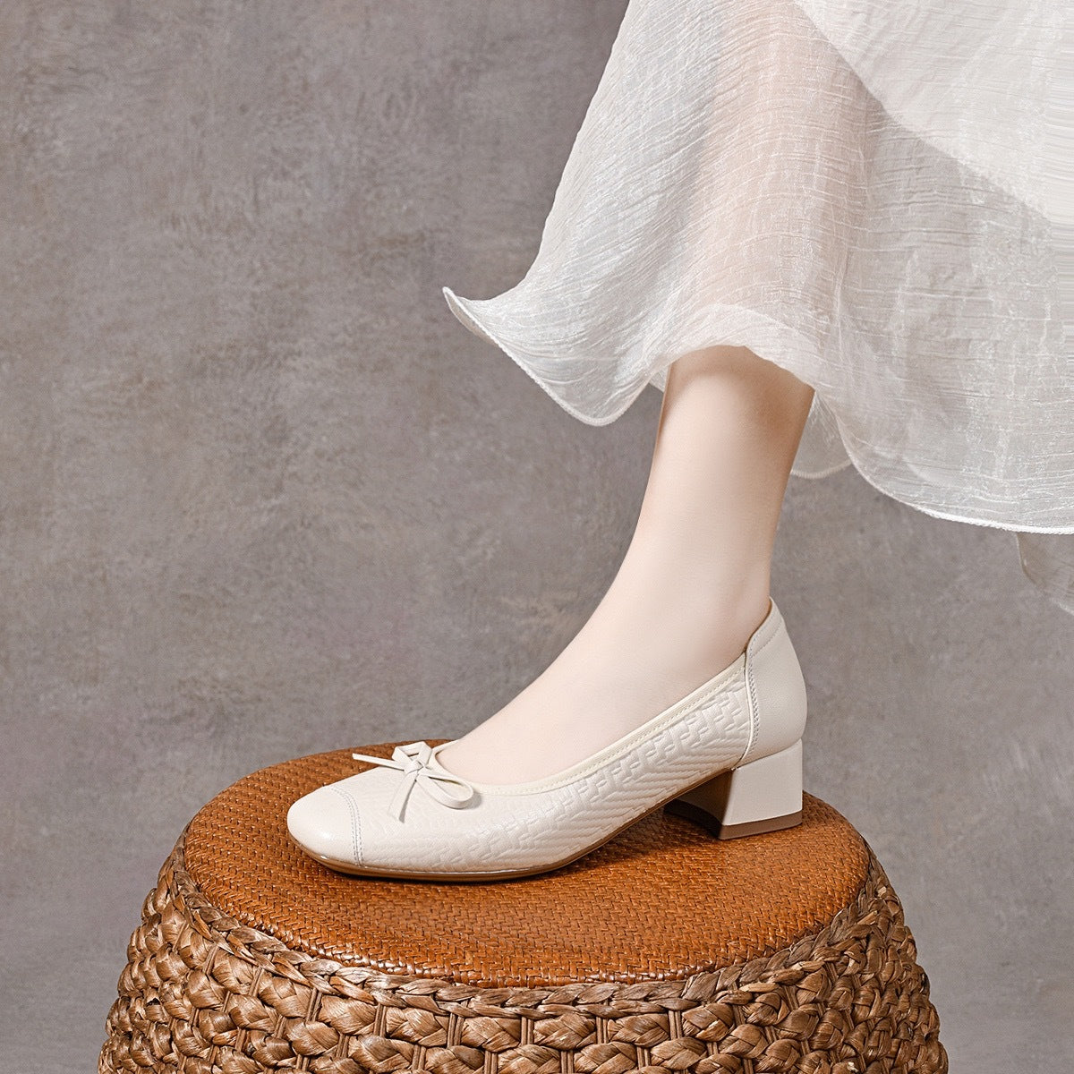 Women's Super Soft Calfskin Pumps Not Tired Feet French Round Toe Women's Fashion Shoes