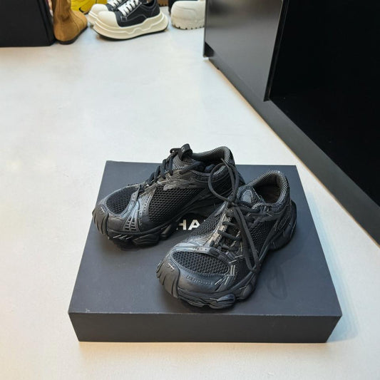 Retro Distressed Brushed Thick Bottom Breathable Sneakers
