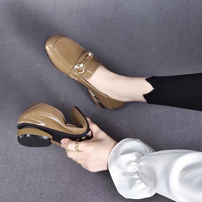 Women's Autumn Round Toe Flat Bottom Buckle Women's Fashion Shoes