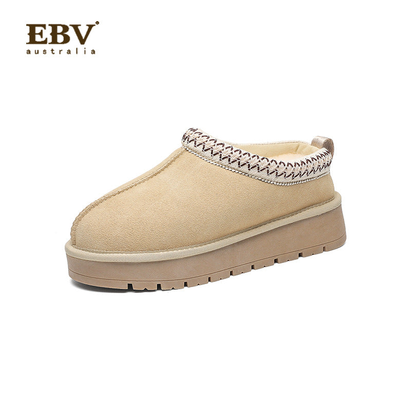 Women's Ethnic Style Sheep Fur Integrated Platform Snow Boots