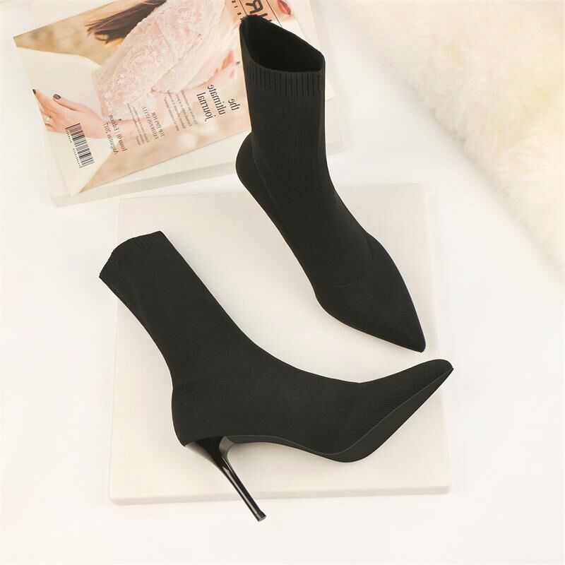 Women's Stiletto Pointed High Stretch Knitted Single-layer Slimming Large Size Versatile Women's Leather Boots