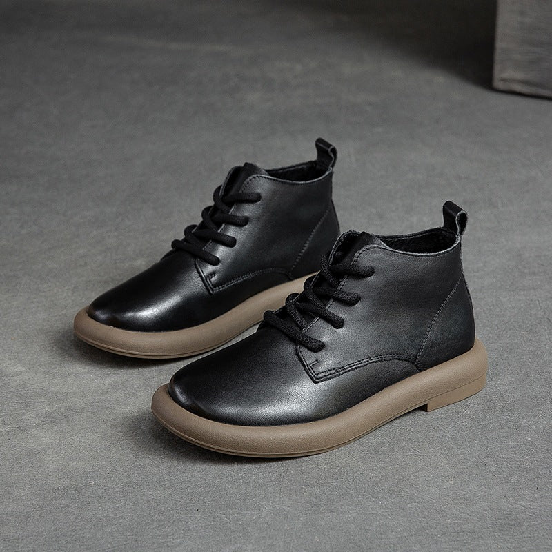 Women's Autumn Flat Round Toe Brushed Retro Comfortable Boots