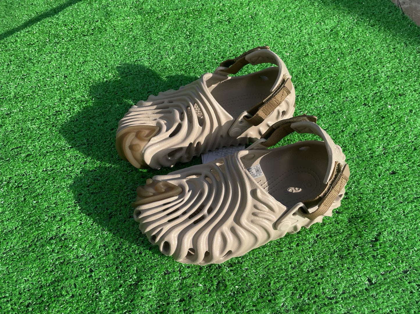 Men's Personalized Fingerprint Beach Outdoor Hole Quantity Sandals