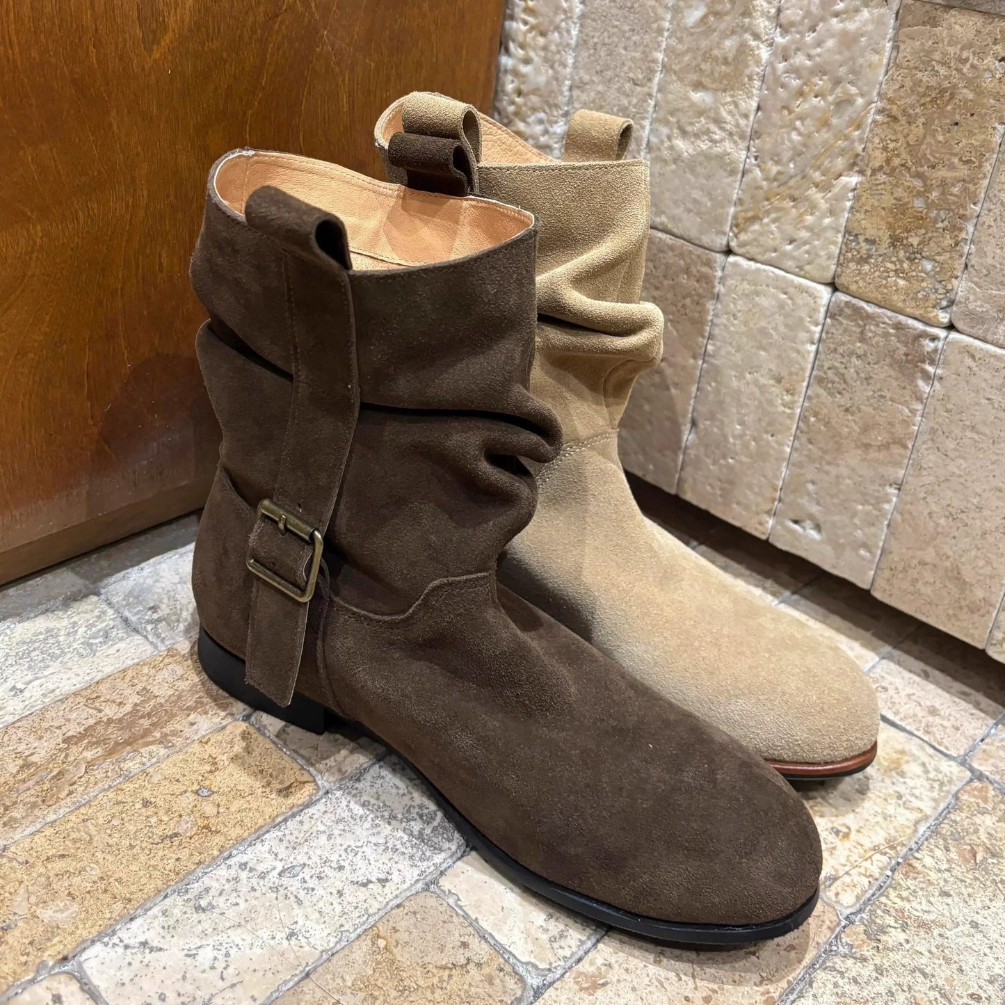 Women's Version Korean Style Ruffle Pile Round Toe Flat Bottom Western Women's Leather Boots