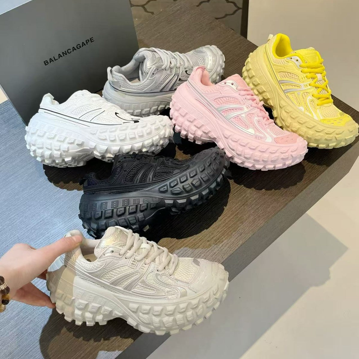 Women's Spring Rivet Tire Durian Platform Dad Fashionable Fried Arcade Women's Sports Shoes