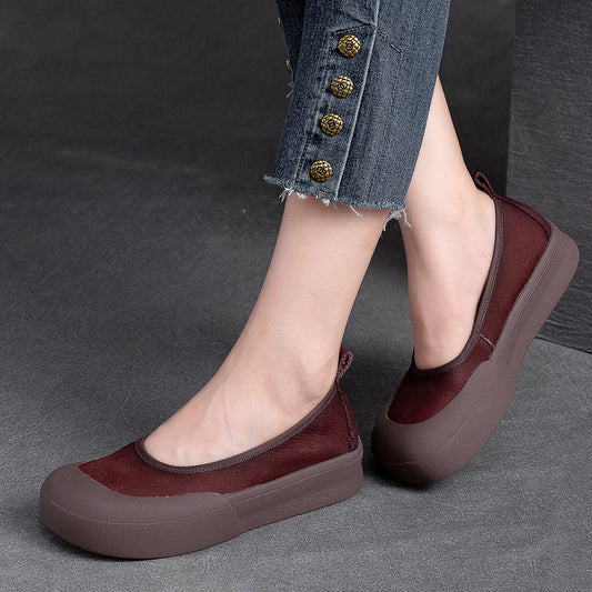 Women's Mouth First Layer Cowhide Round Toe Flat Bottom Slip-on Casual Shoes