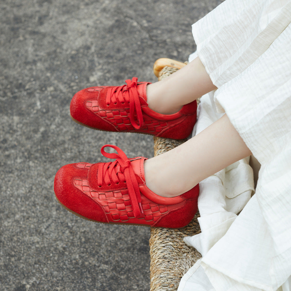 Women's Genuine Retro Style Round Toe Shallow Mouth Flat German Women's Casual Shoes
