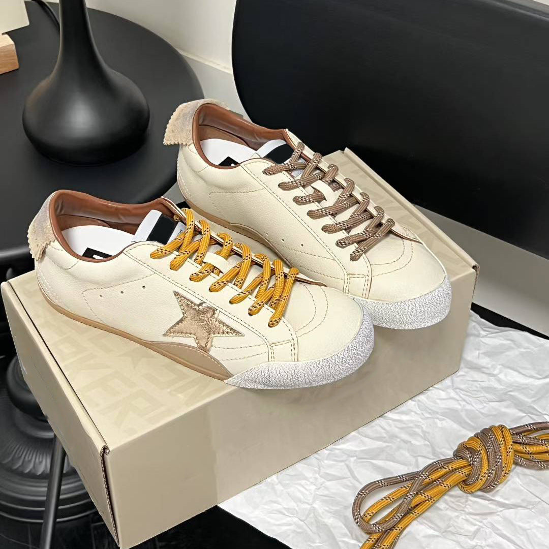 Women's Retro Five-pointed Star Distressed Little Dirty Korean German Women's Board Shoes