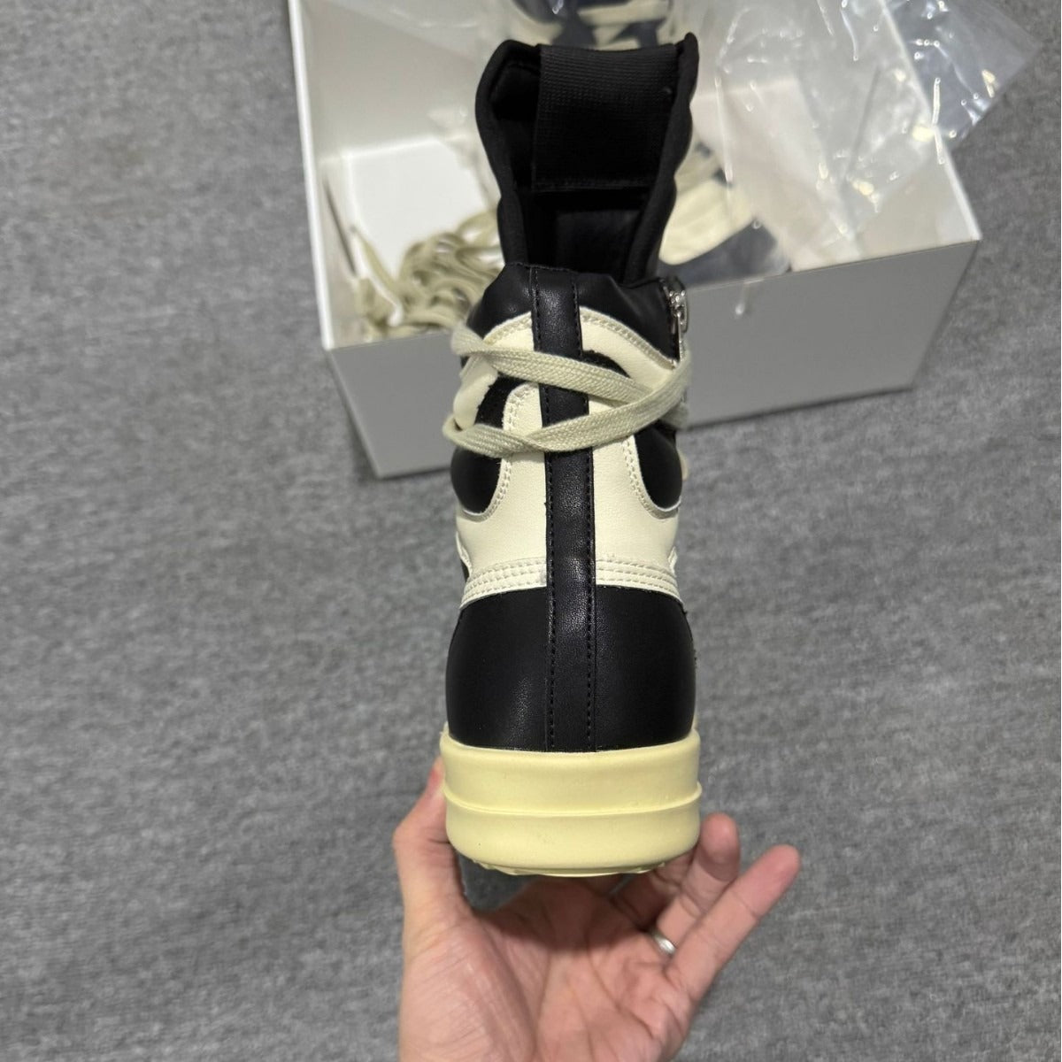 Couple Infringement Inverted Triangle Height Increasing Niche Men's Casual Leather Shoes