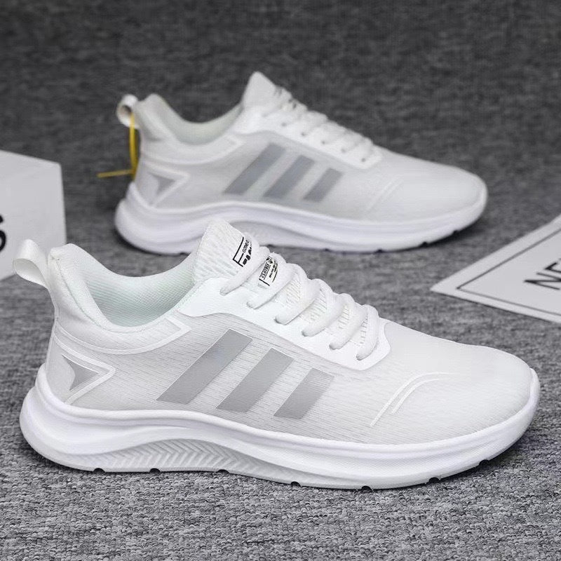 Attractive Thin Mesh Breathable Couple Style Sneakers