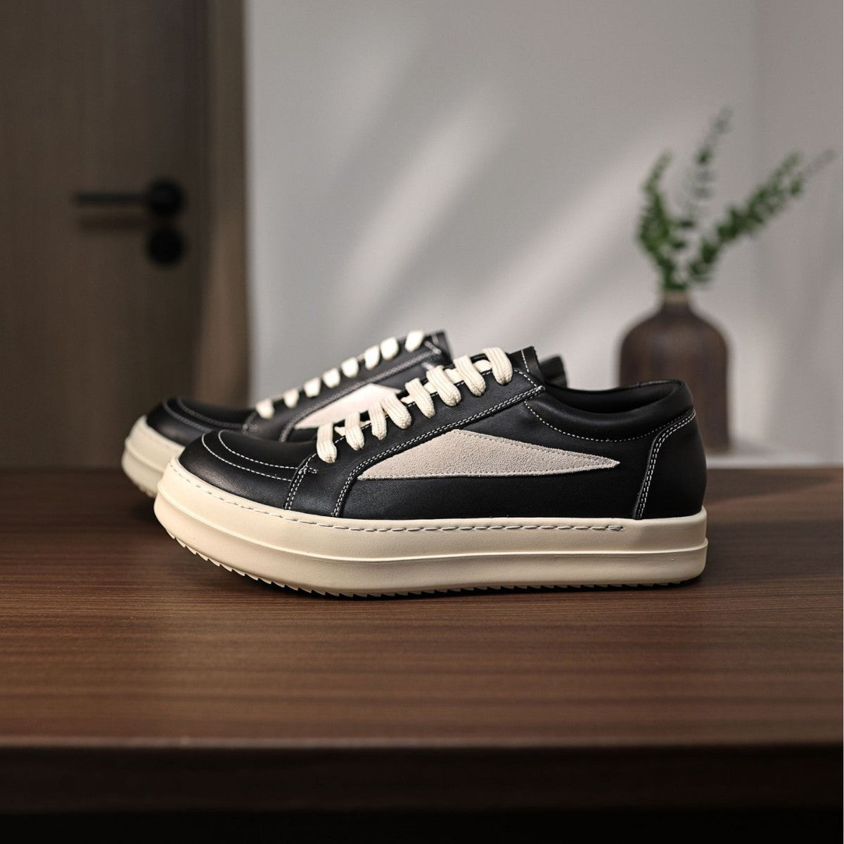 Men's Full Grain Cowhide Flange In Black White High Street Men's Board Shoes