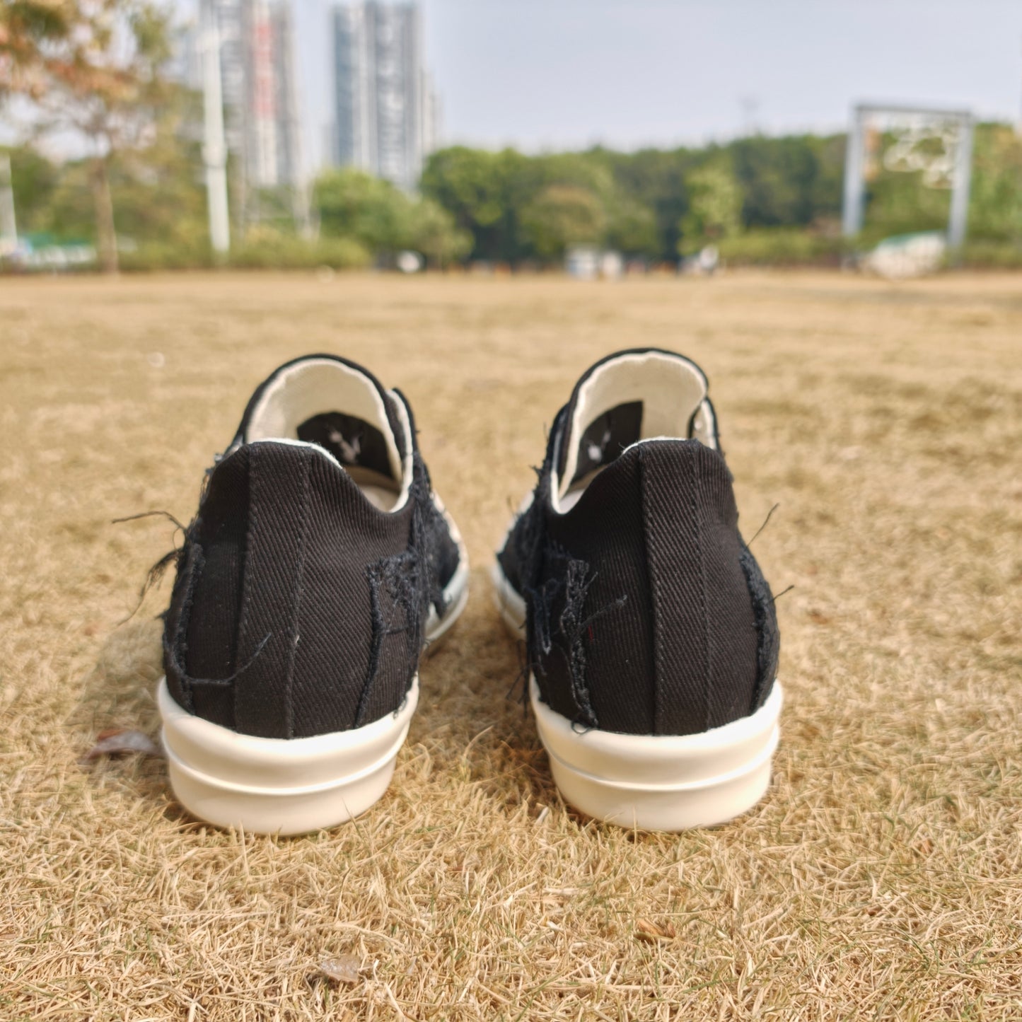 Women's & Men's Trendy Low Top Beggar Couples Breathable Men's Canvas Shoes
