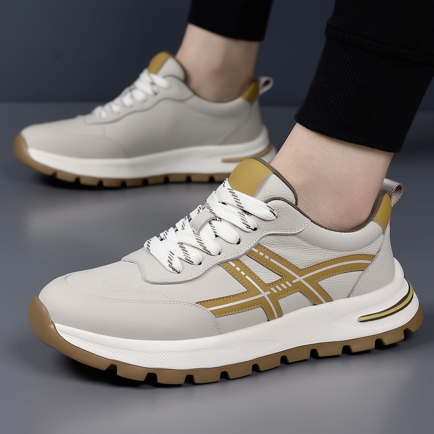 Men's Top Layer Cowhide Platform Heighten Soft Sneakers