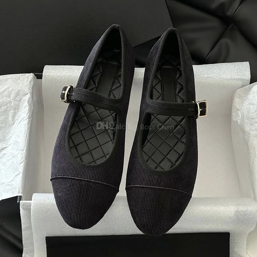 Women's Classic Style Mary Jane Genuine Embroidery Vintage Round Head Loafers