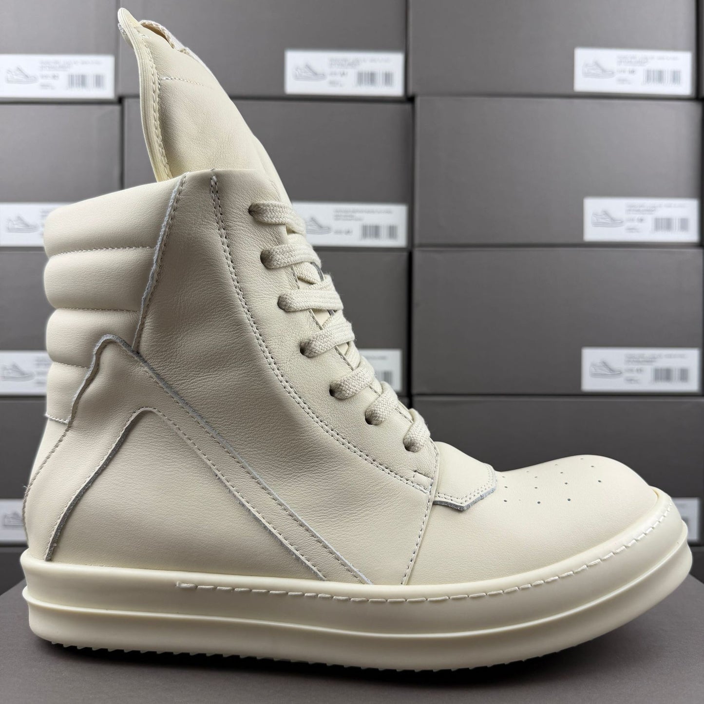 Women's & Men's Genuine Classic Inverted Triangle Men's Board Shoes