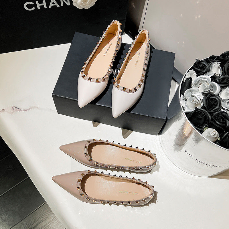 Women's Rivet Patent Lei Gentle Soft Soled Women's Fashion Shoes