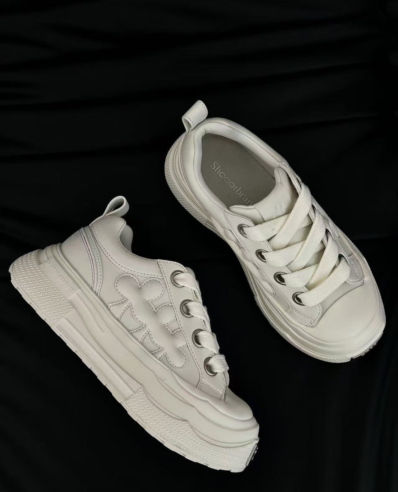 Women's Wang He's Gray Ensemble Series Vintage Plum Blossom Sneakers