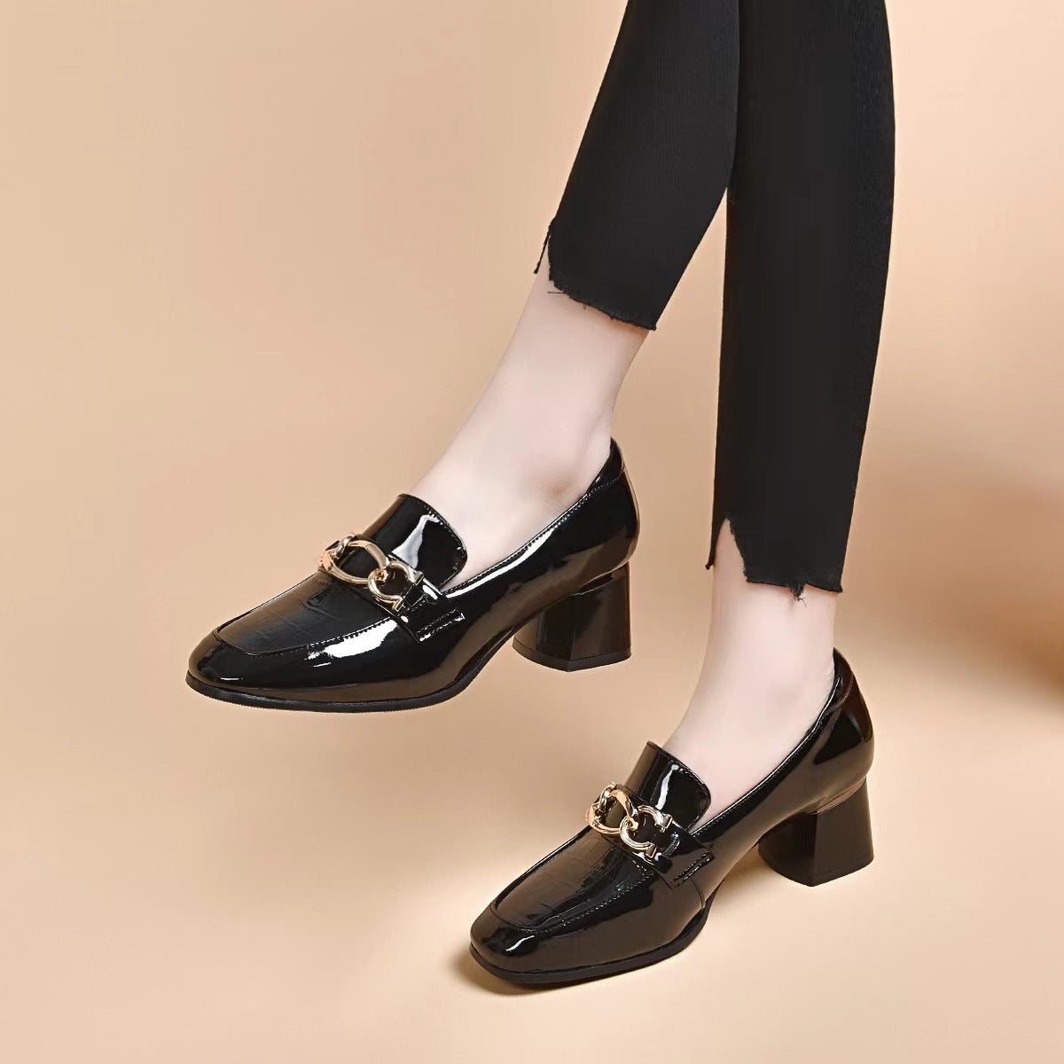 Women's Spring British Style Round Head Chunky Patent Women's Shoes